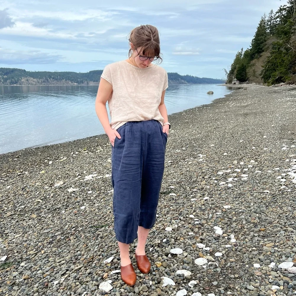 SOLD Pleated Linen Trousers - Picture 2 of 10